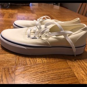 Vans women’s 6.5 never worn